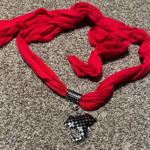 University of Alabama fan houndstooth elephant pendant red scarf - EUC!
